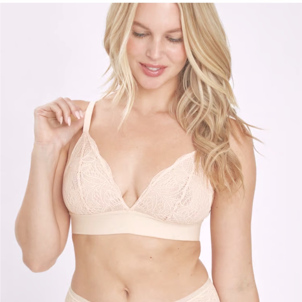 Lace Bralette in Cream